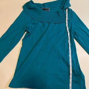 𝅺teal green turtle neck (M) sweater